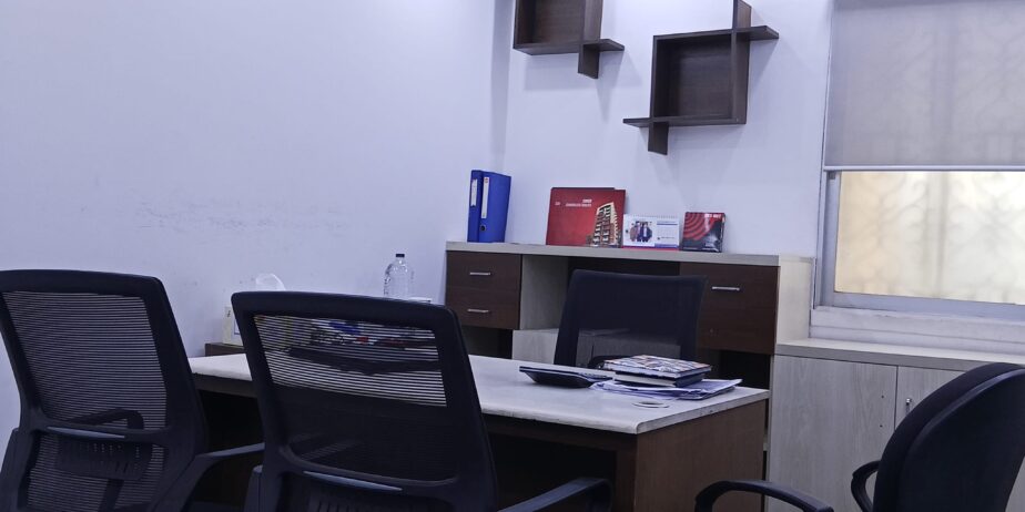 Office space rent in Gulshan -1 Sq-2250