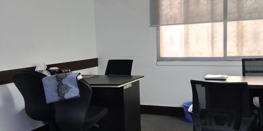 Office space rent in Gulshan -1 Sq-2250