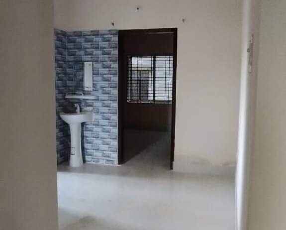 TO-LET-সম্পূ্র্ন নতুন টাইলসকৃত ফ্যামিলি বাসা ভাড়া দেওয়া হইবে (জানুয়ারি / ফেব্রুয়ারি )নীচতলা